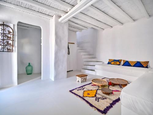 Naousa center - Cycladic house on 3 levels