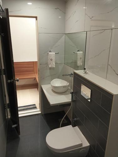 Hotel veesons executiveにあるバスルーム