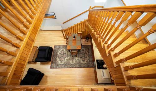 Φωτογραφία από το άλμπουμ του Central 4BR Apt for Groups & Families - By Wehost στην Τιφλίδα
