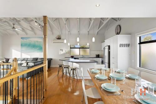 Gallery image of Sea La Vie King Bed Sleeps 7 in Cowes