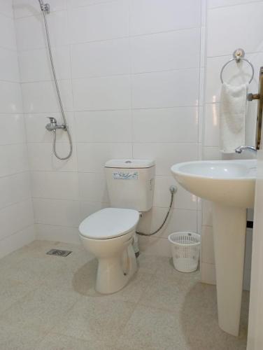Bilik mandi di Magnifique appartement proche de Sidi Bouzid