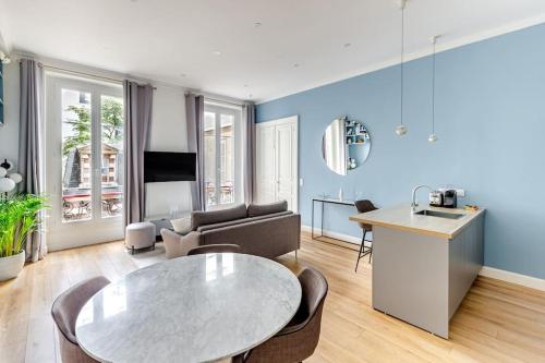 Newly renovated apt near La Madeleine