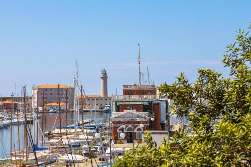 Foto Apartments Trieste Centro I Le Rive 9 1