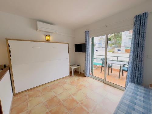 Estudi nº5 'Apartaments El Berganti'