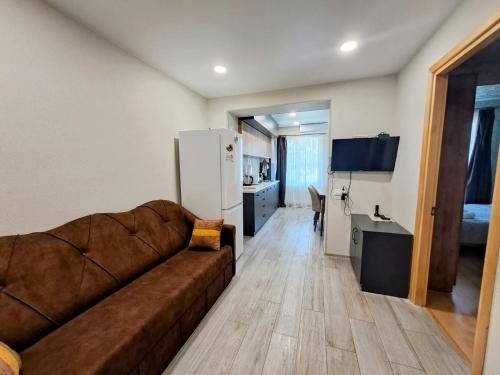 TV a/nebo společenská místnost v ubytování Two bedrooms apartment "Kitesa"