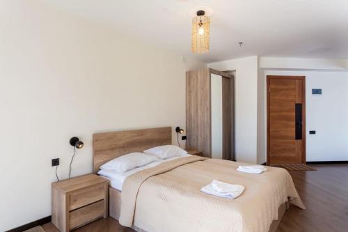 Postel nebo postele na pokoji v ubytování Stylish 1BR Apartment In Marshall Project