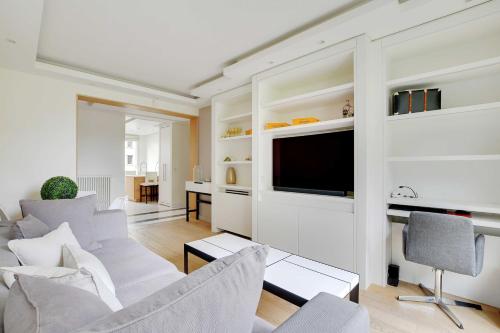 Charming Appt with a-c- 1bd-2p - Tour Eiffel