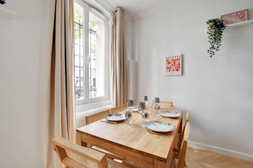 Spacieux Appartement cosy -2BR 6P-Pl de la Nation