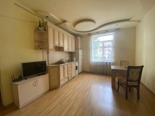 Cute apartment 10 min from city center