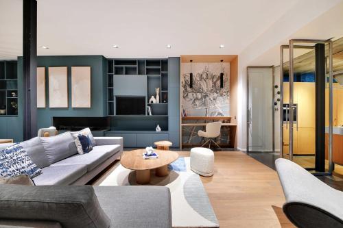 Fabulous House - a Gem in Chic Western Paris