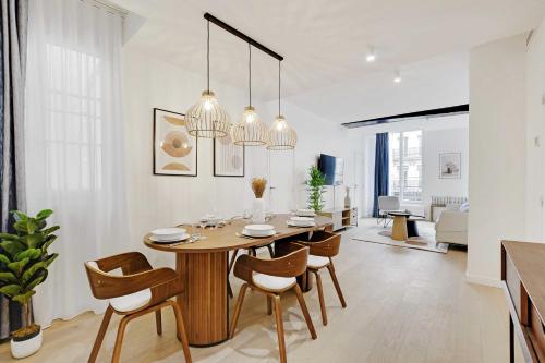 Modern Apartment - 2BR-6P - in Heart of Le Marais