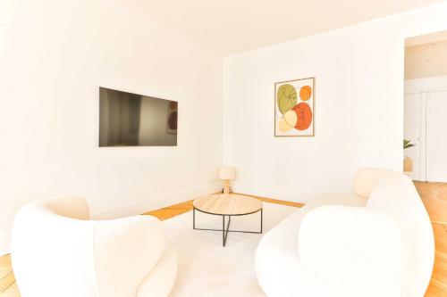 Spacious apt - 2BR-4P - Montmartre-Moulin Rouge