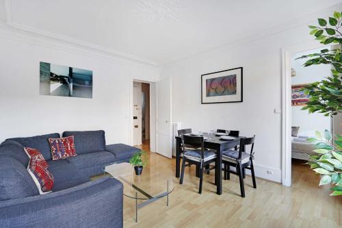 Peaceful apartment 2BR-4P - Arc de Triomphe