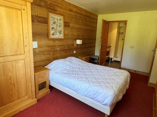Appartement spacieux au pied des pistes avec piscine, sauna et balcon, Belle Plagne.