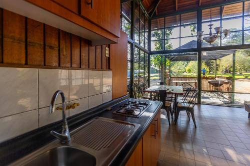 Una cocina o cocineta en Parque San Juan - Héroes Parques