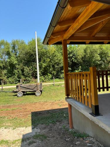 Φωτογραφία από το άλμπουμ του Ranch Jajce σε Jezero
