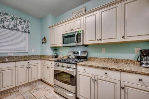 North Beach Resort & Villas photo 161