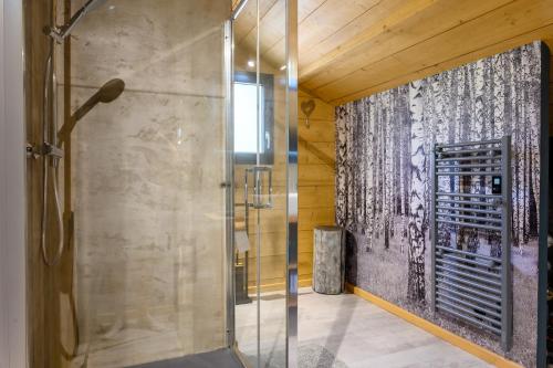Ένα μπάνιο στο Le Chalet Milien
