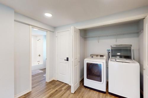 Dapur atau dapur kecil di Current Comforts