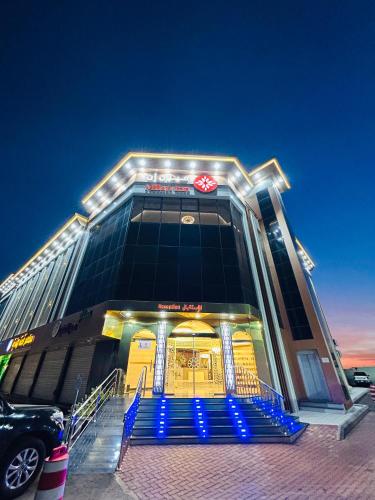 Bangunan di mana terletaknya aparthotel ini