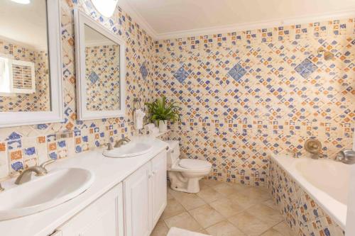 Bagno di Villa Yemanjá