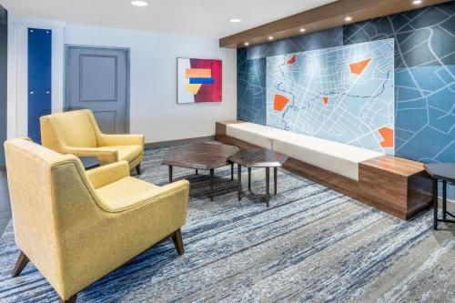 Posezení v ubytování Holiday Inn Express - Colorado Springs - First & Main by IHG