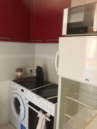 Η κουζίνα ή μικρή κουζίνα στο La ROUDOULE