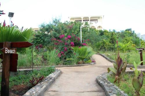 Κήπος έξω από το Villa Serenity, Tanzania Unforgettable