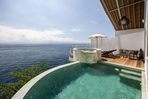 Pramana Natura Nusa Penida — Pool view