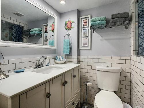 Vannituba majutusasutuses ~ Fish Cottage ~ NSB Sanctuary Pool Courtyard View Coronado Arms B11