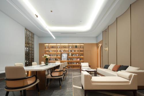 Χώρος καθιστικού στο Atour Hotel Quanzhou Dehua