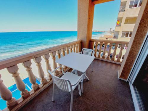 Inmovecos vista frontal mediterráneo Snipe 513