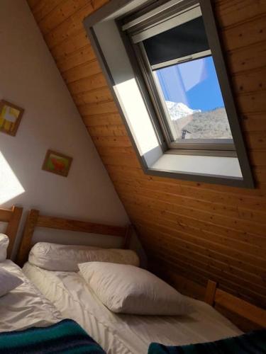 Llit o llits en una habitació de Chalet 7