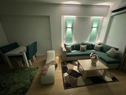 Luxurious heart flat