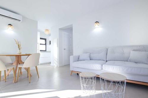 Linda Vista Beach Apartment
