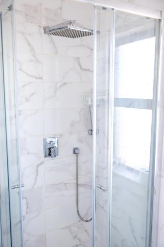Ένα μπάνιο στο Bela Alexandra Guest House