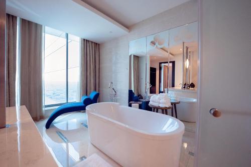 The H Dubai Image