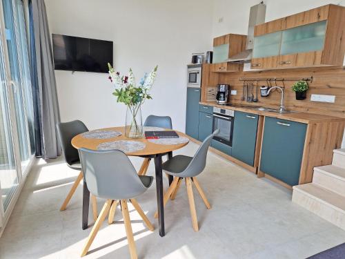 Dapur atau dapur kecil di Villa Küstenperle, Meerblick-Appartements