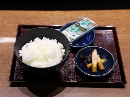 Jídlo v hotelu nebo okolí