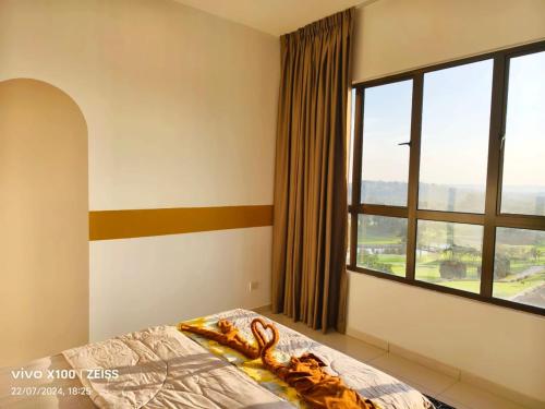 Katil atau katil-katil dalam bilik di sp13a Netflix 6pax 2park kelab Rahman putra Sungai buloh
