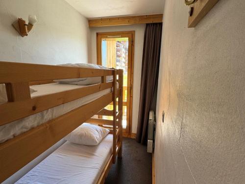 Grand appartement ski aux pieds, orientation sud avec piscine, wifi et animaux admis