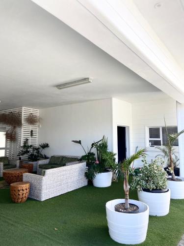 Taman di luar Beachouse@Stilbaai