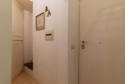GuestHost - Fori Imperiali Pretty Apartment