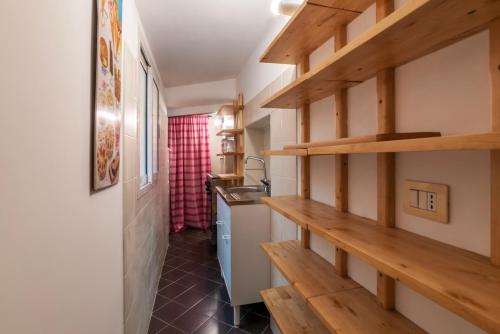 GuestHost - Fori Imperiali Pretty Apartment