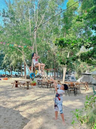 Tetamu yang menginap di Nhà Nghỉ Việt Thắng