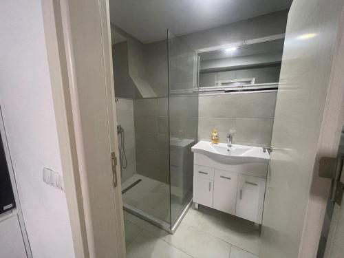 Ένα μπάνιο στο Lion King Neum