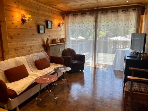 Charmant appart 4 pers, proche pistes et centre, terrasse 30m², parking, équipements complets