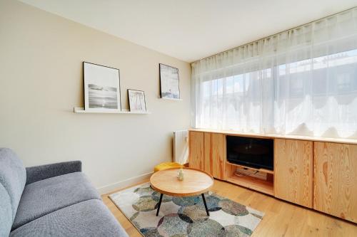Bel appartement design proche Gare de Lyon, balcon