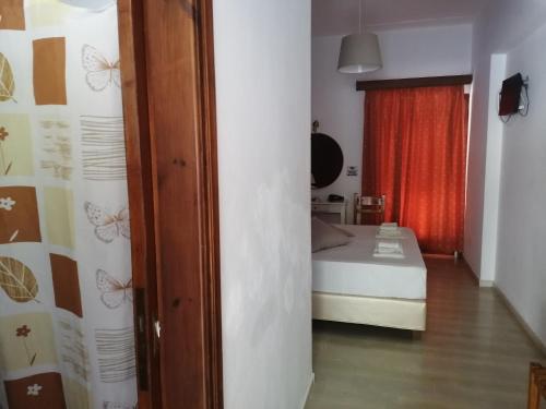 Gambar di galeri bagi Aronis Apartments di Benitses