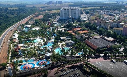 Der Swimmingpool an oder in der Nähe von Resort Whyndham Royal Star Hotels Olímpia - Thermas dos Laranjais